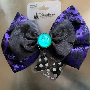 Disney Haunted Mansion Madame Leota Bow